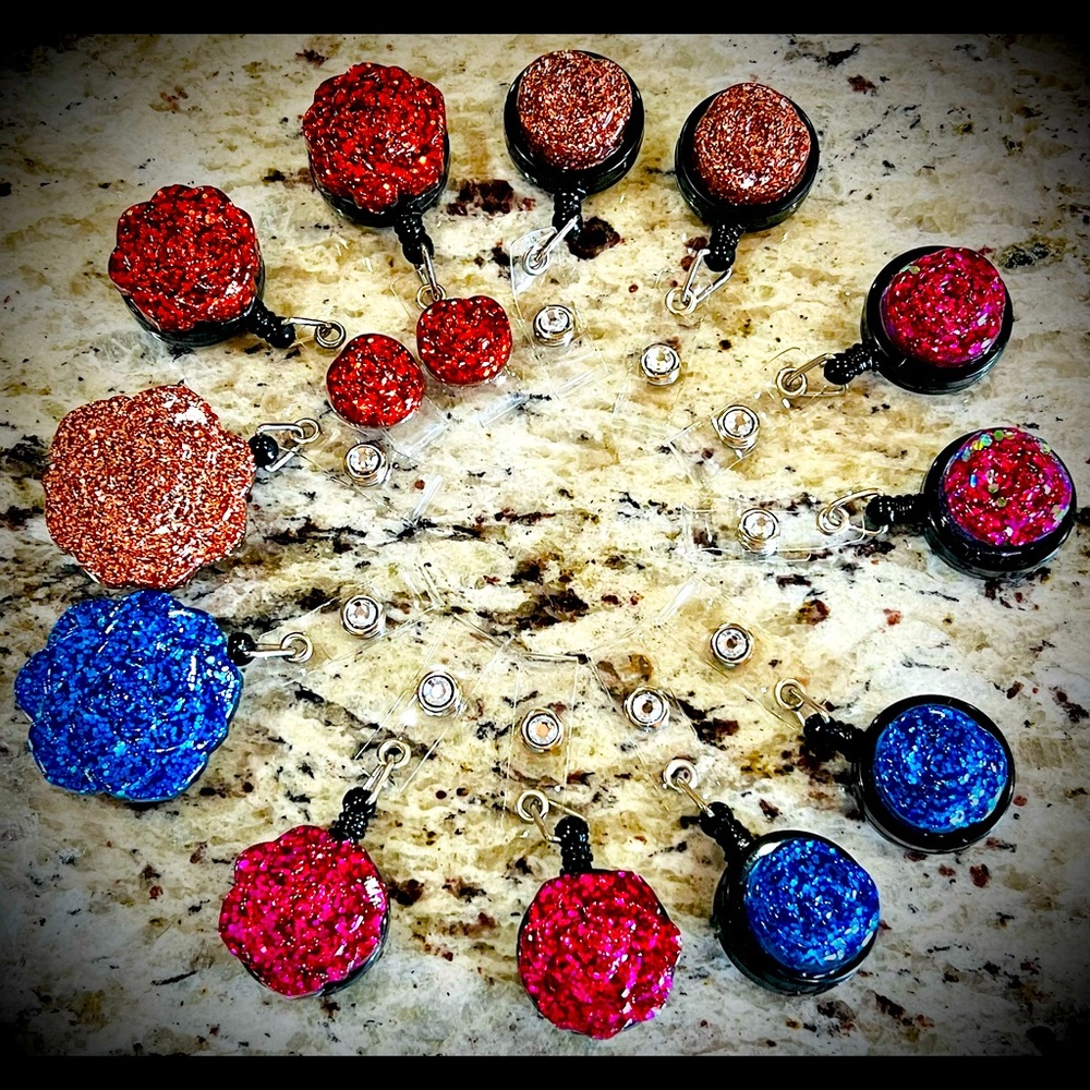 “Impossibly Me Badges & Trinkets” Beautiful badge reels coming your way !!!!💕💖